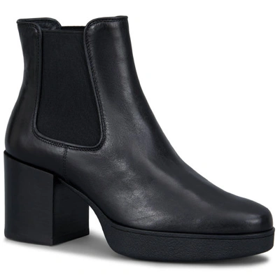 Tod's Ankle Boots In Leather In Black