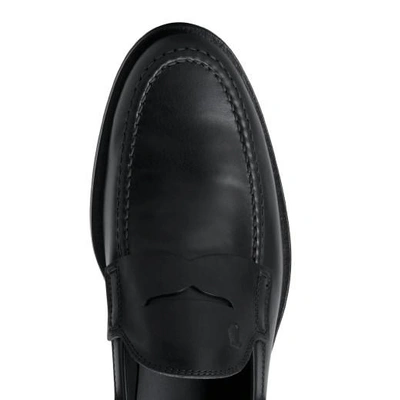 Tod's Men Leather Loafer In Black
