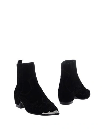Ash Ankle Boots In Black