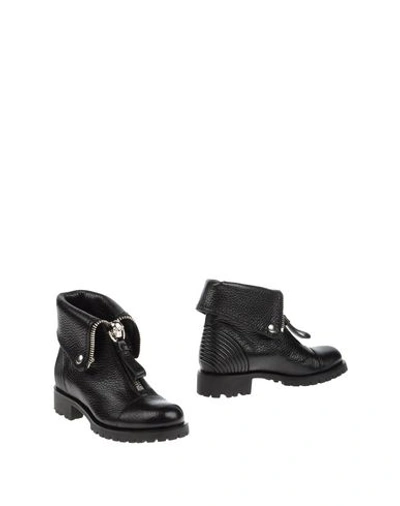 Alexander Mcqueen Ankle Boot In Black