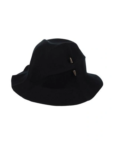 Isabel Benenato Hat In Black
