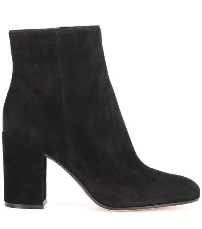 Shop Gianvito Rossi Rolling Suede Ankle Boots In Black