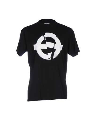 Shop Roundel London T-shirt In Black