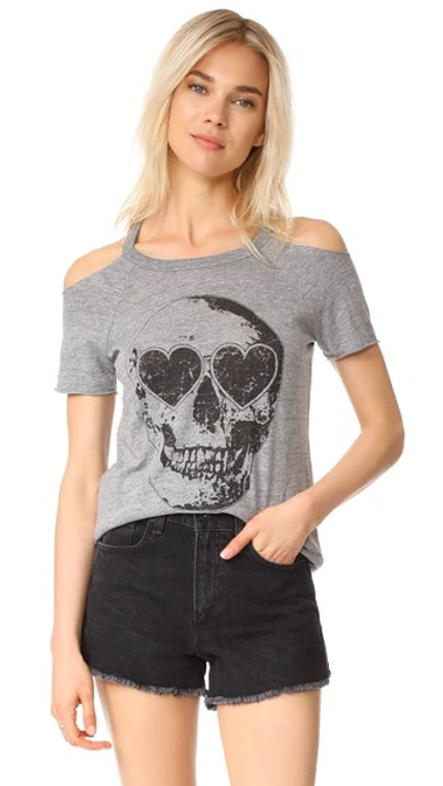 Chaser Cold-shoulder Skull Tee In Streaky Grey