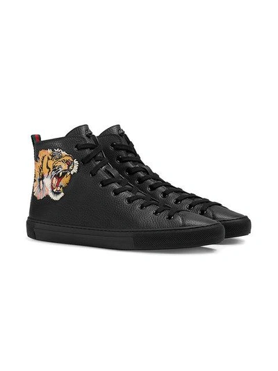 Shop Gucci Hoher Sneaker Aus Leder Mit Tigermotiv In 1060 Nero