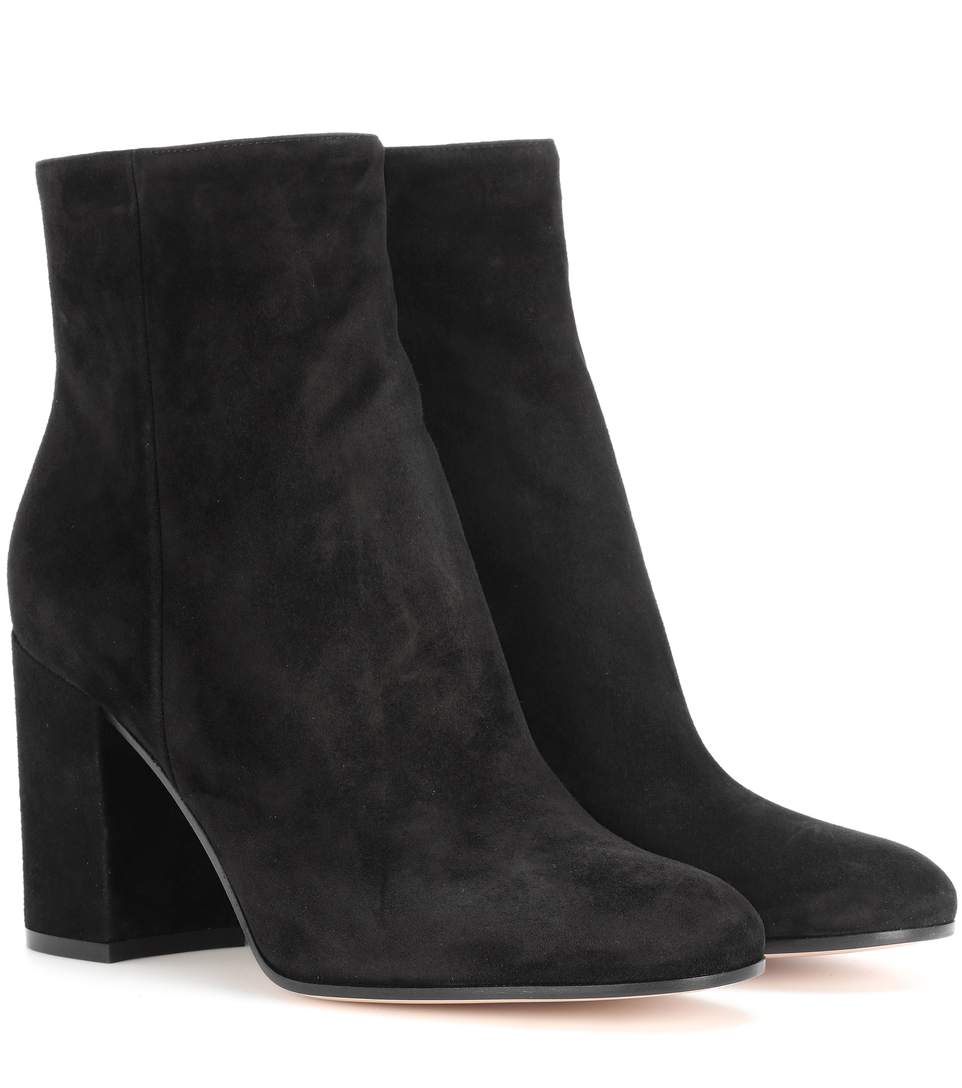 Gianvito Rossi Rolling Suede Ankle Boots In Black | ModeSens