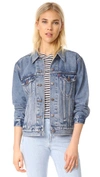 LEVI'S EX BOYFRIEND TRUCKER JACKET