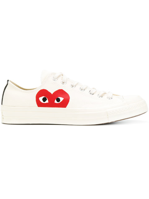 converse play heart việt nam