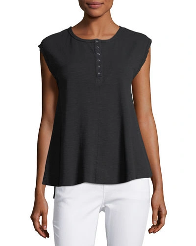 Knot Sisters Half-snap Unfinished-trim Tee, Black