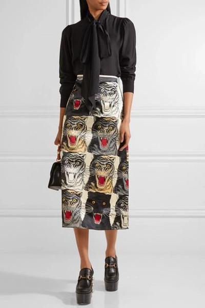 Shop Gucci Printed Silk-charmeuse Midi Skirt In Ivory