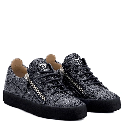 Shop Giuseppe Zanotti - Glitter Low-top Sneaker Gail Glitter In Grey