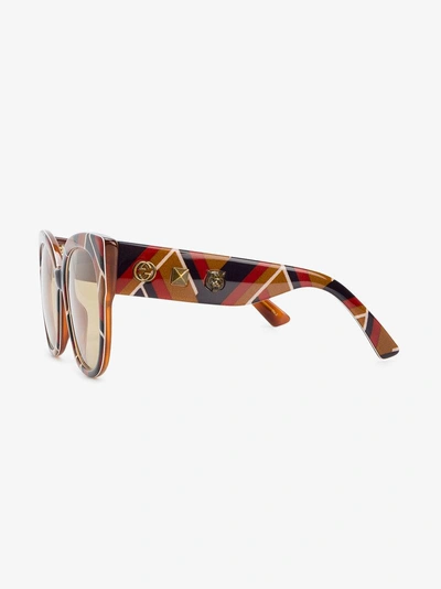 Shop Gucci Eyewear Sonnenbrille Mit Zickzackmuster In Brown