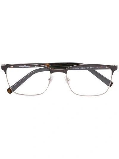 Shop Ferragamo Round Frame Glasses