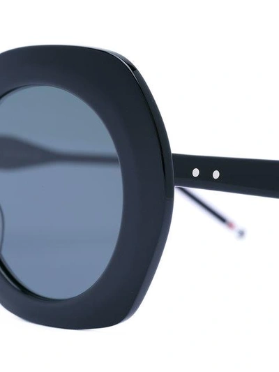 Shop Thom Browne Runde Oversized-sonnenbrille In Black