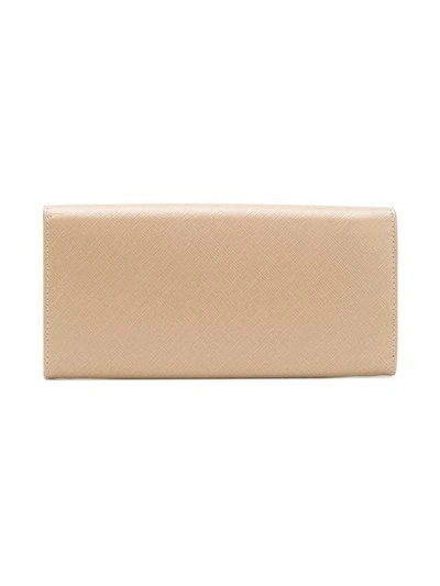 Shop Ferragamo Salvatore  Double Gancio Long Wallet - Neutrals