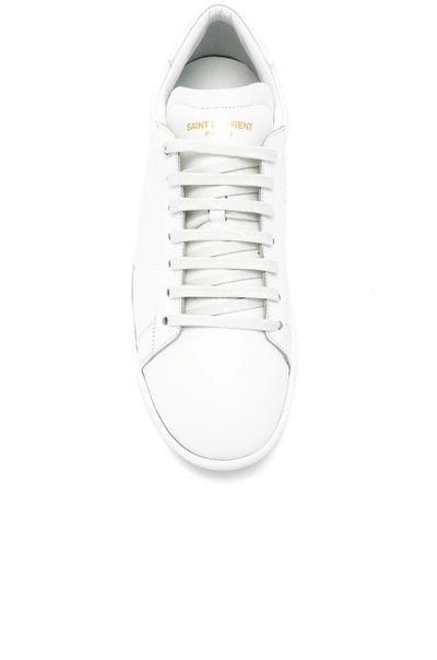 Shop Saint Laurent Court Classic Sl/01 Sneakers In White