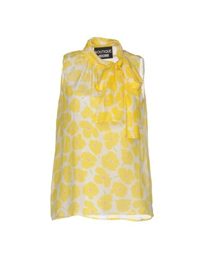 Boutique Moschino Silk Top In Yellow