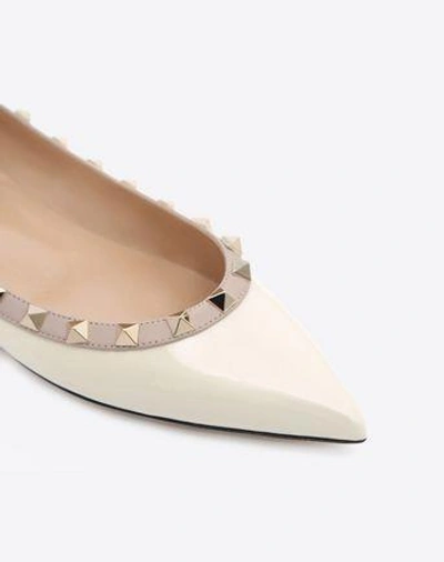 Shop Valentino Garavani Patent Rockstud Ballet Flat In Light Ivory/poudre