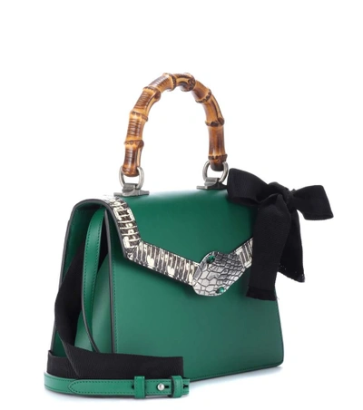 Shop Gucci Lilith Shoulder Bag In Emerald