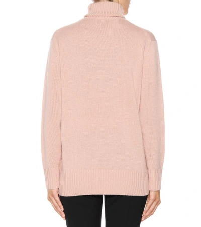 Shop Chloé Cashmere Turtleneck Sweater In Misty Rose