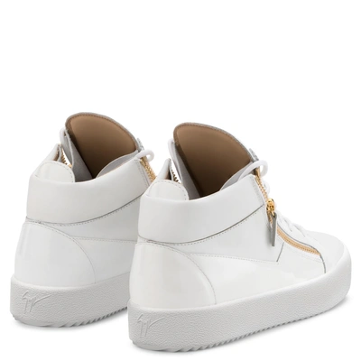 Shop Giuseppe Zanotti Kriss In White