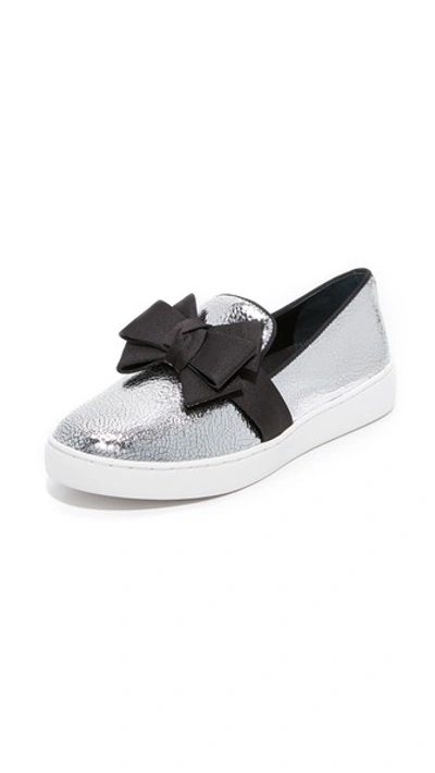 Michael Kors Val Metallic Leather Skate Trainers In Silver