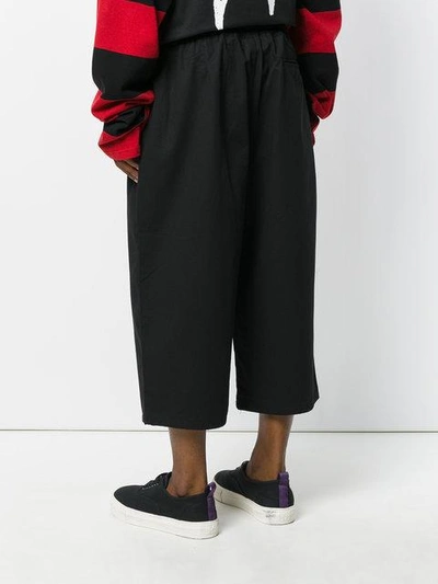 Shop Yuiki Shimoji Extra-length Drawstring Cargo Shorts In Black