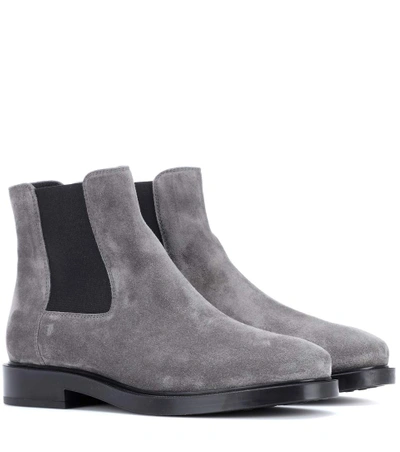Tod's Suede Ankle Boots In Grey