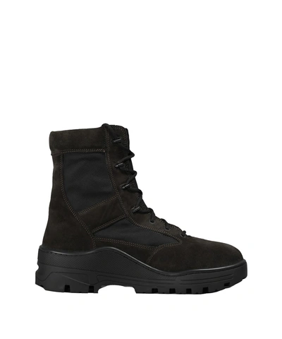 Yeezy Men&#39;s  Brown Leather Ankle Boots'