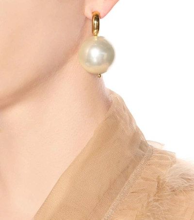 Shop Simone Rocha Oversized Faux-pearl Earring In White