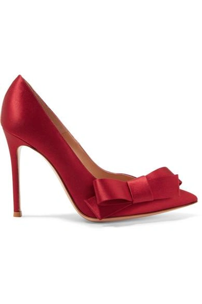 Shop Gianvito Rossi Kyoto 100 Bow-embellished Satin Pumps In Claret