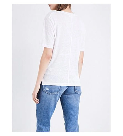 Shop Frame U-neck Linen T-shirt In Blanc