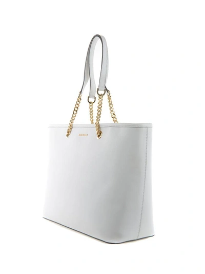 Shop Michael Kors Jet Set Travel Chain Tote In Bianco