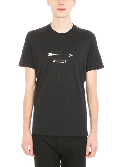 Shop Givenchy Arrow 200117 Print T-shirt In Black