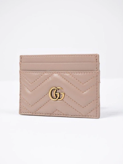 Shop Gucci Gg Marmont Card Holder In Pink & Purple