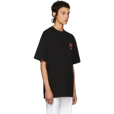 Shop Vetements Black Volunteer T-shirt