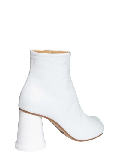 Shop Mm6 Maison Margiela Tabi Leather Ankle Boots In Bianco