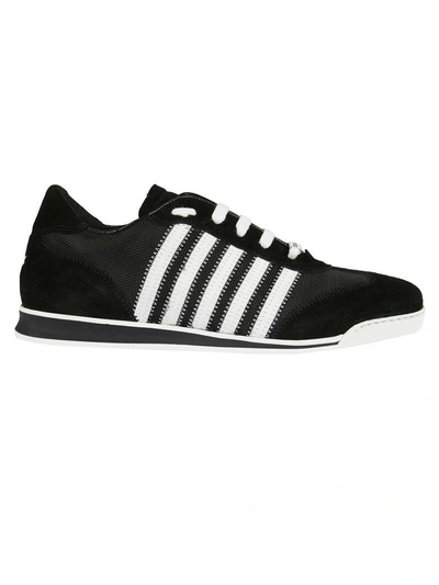 Shop Dsquared2 New Runners Sneakers In Bianco/nero