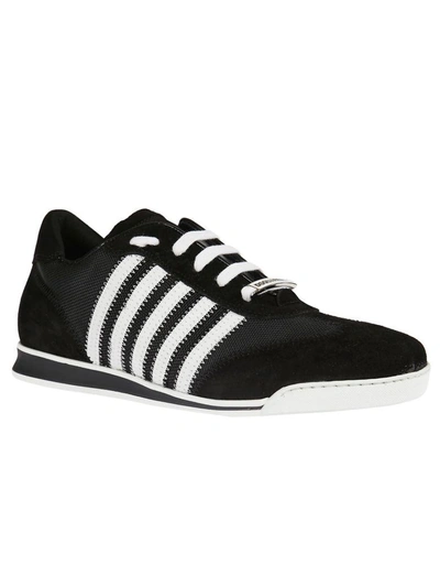 Shop Dsquared2 New Runners Sneakers In Bianco/nero