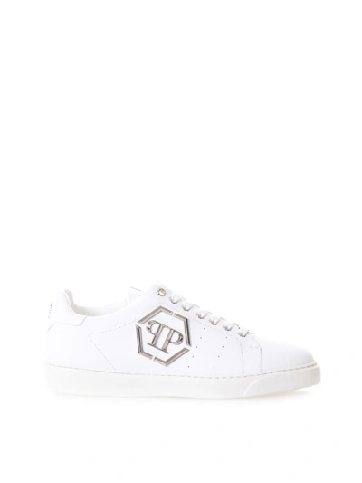 Shop Philipp Plein Sneakers Lo-top 'end' In White/nickel