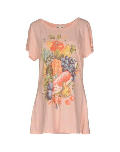 Shop Wildfox T-shirt In Pink