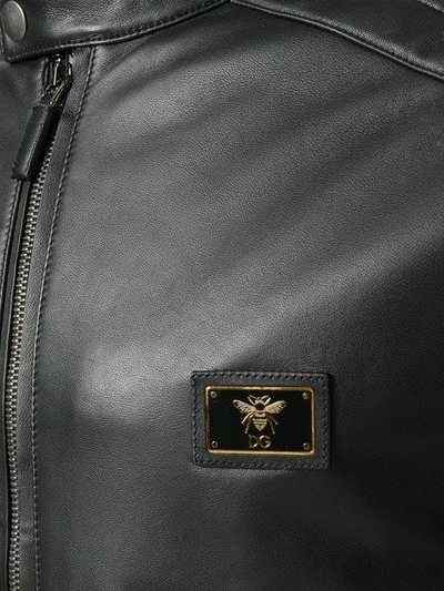 Shop Dolce & Gabbana Lederjacke Mit Logo-schild - Schwarz In Black