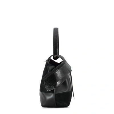 Shop Tod's Wave Bag Small In Black