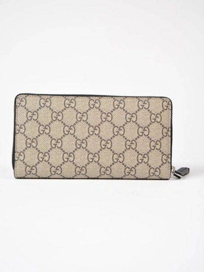 Shop Gucci Angry Cat Print Gg Supreme Wallet In Nude & Neutrals