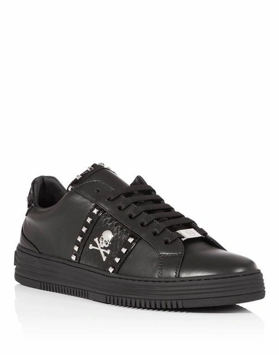 Shop Philipp Plein Lo-top Sneakers "get On"