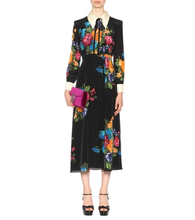 Shop Gucci Floral-printed Silk Dress In Llack Prieted