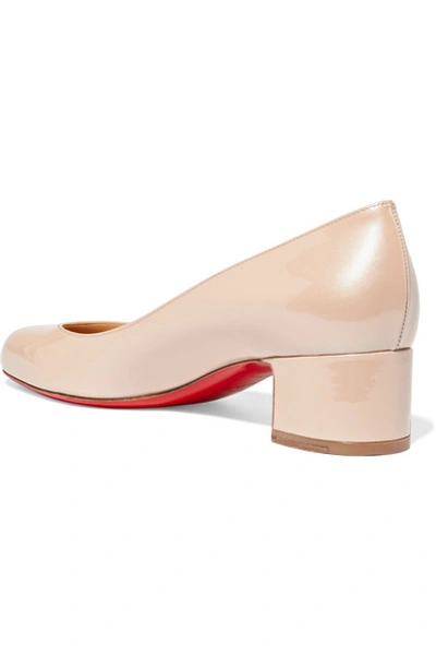 Shop Christian Louboutin Cadrilla 40 Patent-leather Pumps In Beige