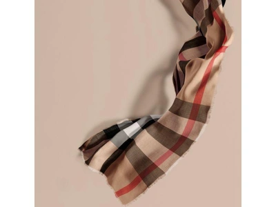 Shop Burberry The Lightweight Check Cashmere Scarf In Mid Grey