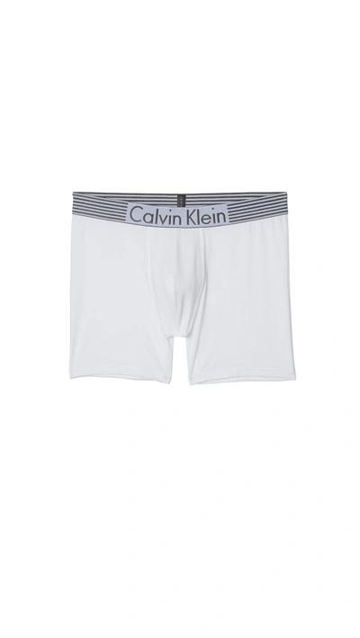 Calvin Klein Underwear Iron Strength Micro Boxer Brief in Black