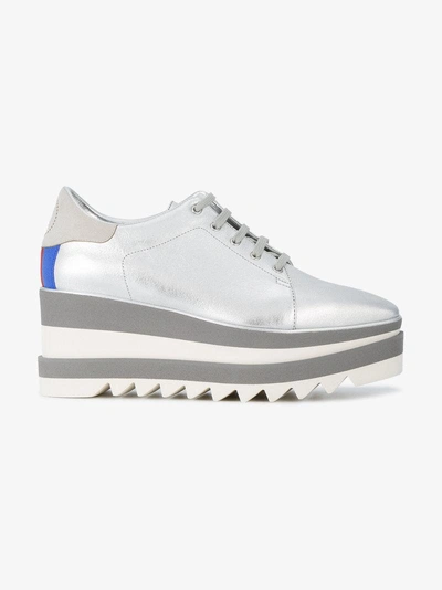 Shop Stella Mccartney 'sneak-elyse' Sneakers Mit Plateausohle In Metallic